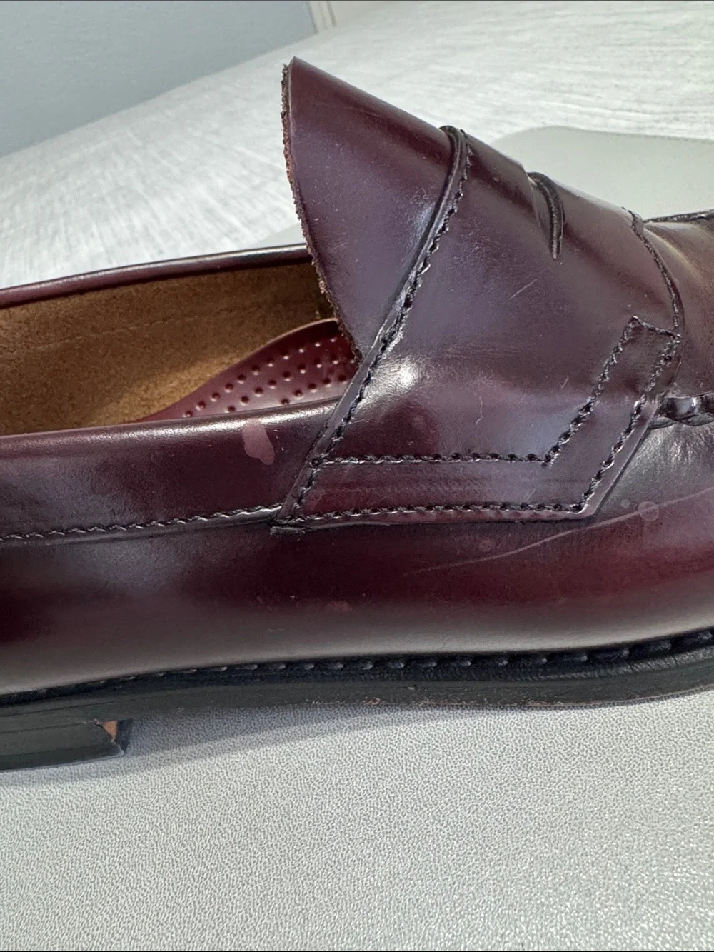 G.H. Bass Weejuns Leather Penny Loafers men’s 10 in Burgundy Oxblood